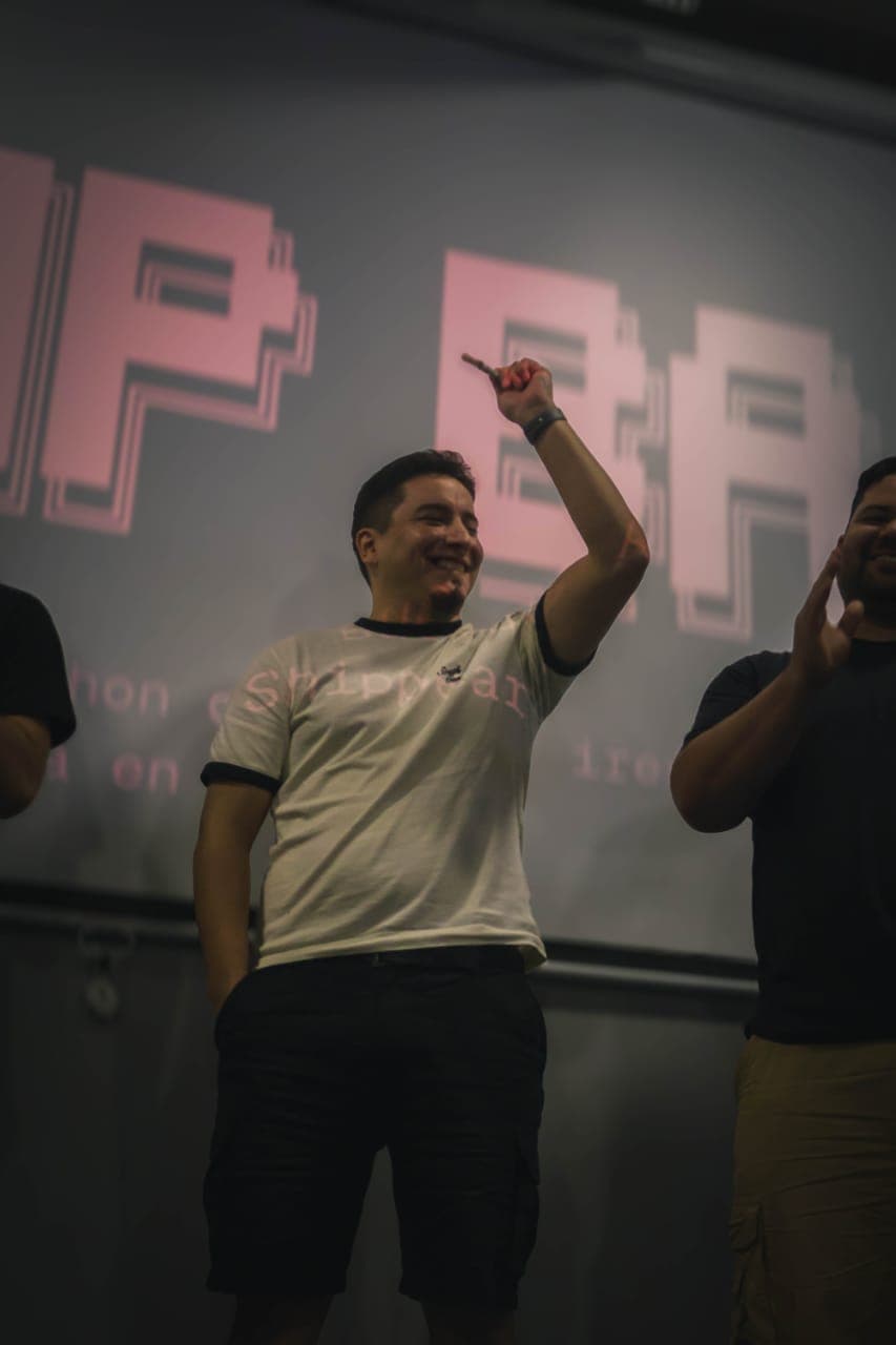 El equipo de Majorana celebrando el primer puesto en la Hackathon SHIP BA 2025